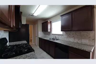 110 Wilson Court, Hutto, TX 78634 - Photo 9
