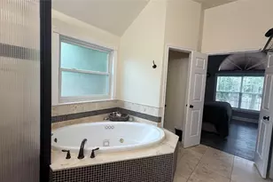 1127 Robin Rd, Elgin, TX 78621 - Photo 11