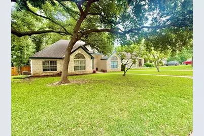 1127 Robin Road, Elgin, TX 78621 - Photo 1