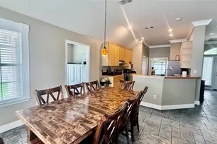 1127 Robin Rd, Elgin, TX 78621 - Photo 7