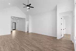 19504 Domino Champ Rd, Pflugerville, TX 78660 - Photo 13