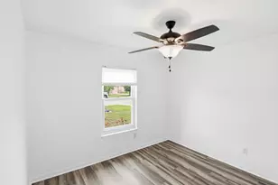 229 J E Brown Ln, Jarrell, TX 76537 - Photo 19