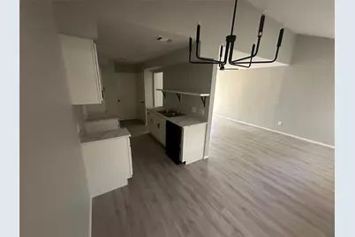 9303 Quail Wood Drive, Austin, TX 78758 - Photo 7