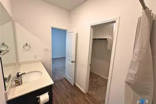 124 Rooster Wy, Jarrell, TX 76537 - Photo 11