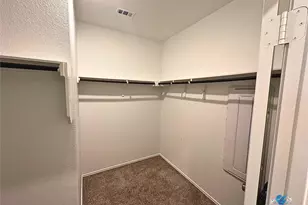 124 Rooster Wy, Jarrell, TX 76537 - Photo 15