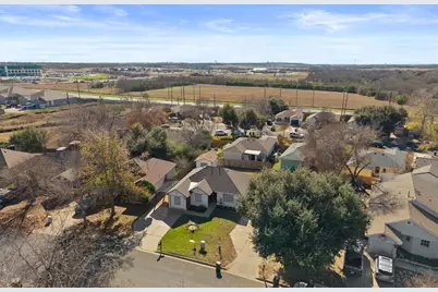 206 Jan Lane, Georgetown, TX 78626 - Photo 3