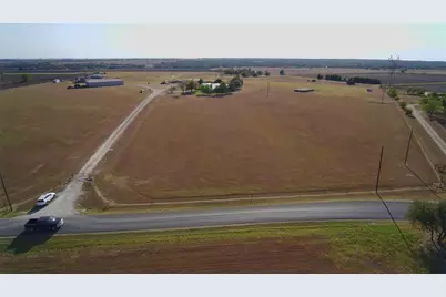 1375 Cr 320, Granger, TX 76530 - Photo 13