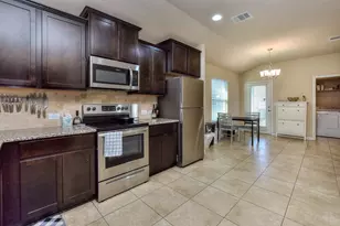 404 Craters of the Moon Blvd, Pflugerville, TX 78660 - Photo 15