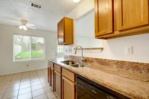 6102 Parkwood Dr, Austin, TX 78735 - Photo 11