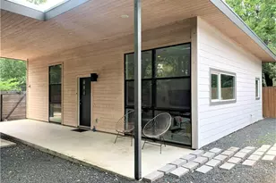 2103 E 14th St, Austin, TX 78702 - Photo 1