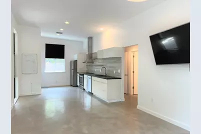 2103 E 14th Street #B, Austin, TX 78702 - Photo 7