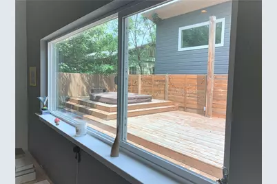 2103 E 14th Street #B, Austin, TX 78702 - Photo 15