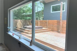 2103 E 14th St, Austin, TX 78702 - Photo 15