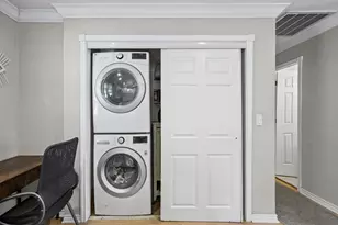 1137 Richardine Ave, Austin, TX 78721 - Photo 9