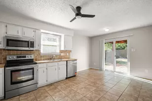 3213 Plantation Rd, Austin, TX 78745 - Photo 9