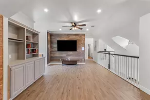 6 Candleleaf Ct, The Hills, TX 78738 - Photo 29
