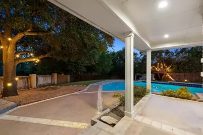 6 Candleleaf Court, The Hills, TX 78738 - Photo 37