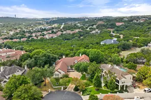 6 Candleleaf Ct, The Hills, TX 78738 - Photo 5
