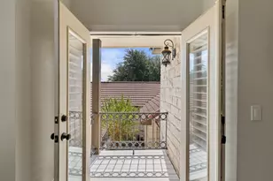 6 Candleleaf Ct, The Hills, TX 78738 - Photo 25