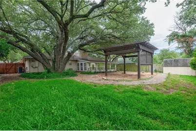 12118 Black Angus Drive, Austin, TX 78727 - Photo 5