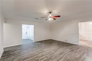 12118 Black Angus Dr, Austin, TX 78727 - Photo 19