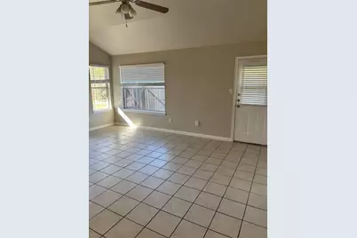 1410 Bergin Court #B, Georgetown, TX 78626 - Photo 3