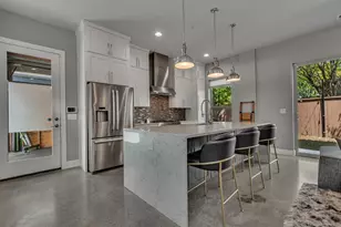 3010 E 18th 1/2 St, Austin, TX 78702 - Photo 5