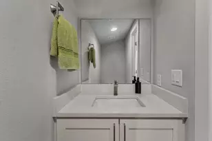 3010 E 18th 1/2 St, Austin, TX 78702 - Photo 19