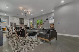 3010 E 18th 1/2 St, Austin, TX 78702 - Photo 7