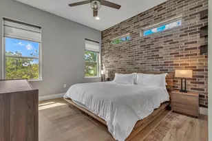 3010 E 18th 1/2 St, Austin, TX 78702 - Photo 11