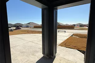 215 Great Northern Dr, Cedar Creek, TX 78612 - Photo 5