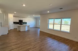 215 Great Northern Dr, Cedar Creek, TX 78612 - Photo 11