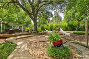 301 Pecan Dr, Austin, TX 78753 - Photo 11