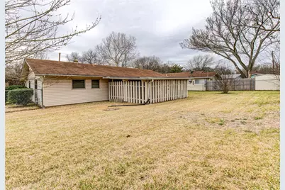 8424 Jamestown Drive, Austin, TX 78758 - Photo 11