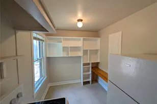 304 E 42nd St, Austin, TX 78751 - Photo 11