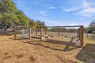 255 Rocky Creek Rd, Dripping Springs, TX 78620 - Photo 23