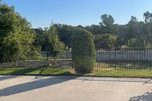 2500 Forest Creek Dr, Round Rock, TX 78665 - Photo 3