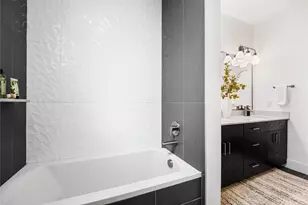 1615 E 7th St, Austin, TX 78702 - Photo 17