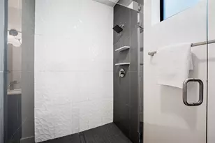 1615 E 7th St, Austin, TX 78702 - Photo 17