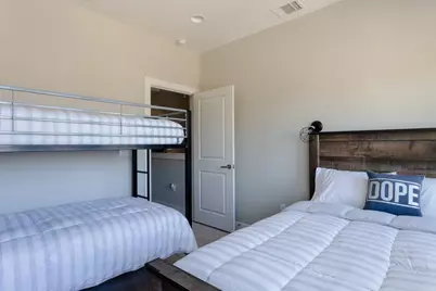 807 E 16th Street #A & B, Austin, TX 78702 - Photo 17