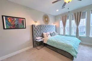 807 E 16th St, Austin, TX 78702 - Photo 31