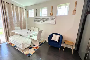 807 E 16th St, Austin, TX 78702 - Photo 27