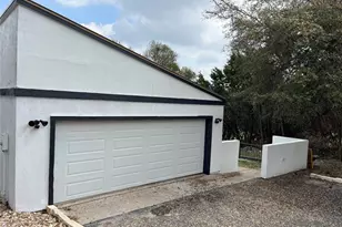 428 Seawind St, Lakeway, TX 78734 - Photo 9