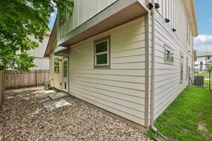 808 Totis Rd, Austin, TX 78748 - Photo 33