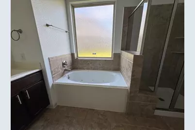 8130 Bay Run Avenue, Baytown, TX 77521 - Photo 15