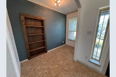 8130 Bay Run Avenue, Baytown, TX 77521 - Photo 19
