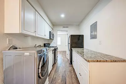 1106 W 22nd Street #4, Austin, TX 78705 - Photo 11