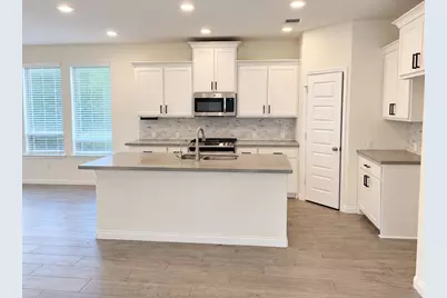 208 Dycus Bend, Liberty Hill, TX 78642 - Photo 11