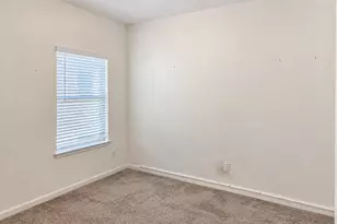 208 Dycus Bnd, Liberty Hill, TX 78642 - Photo 7