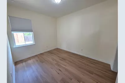 100 E 7th Street, Cameron, TX 76520 - Photo 5